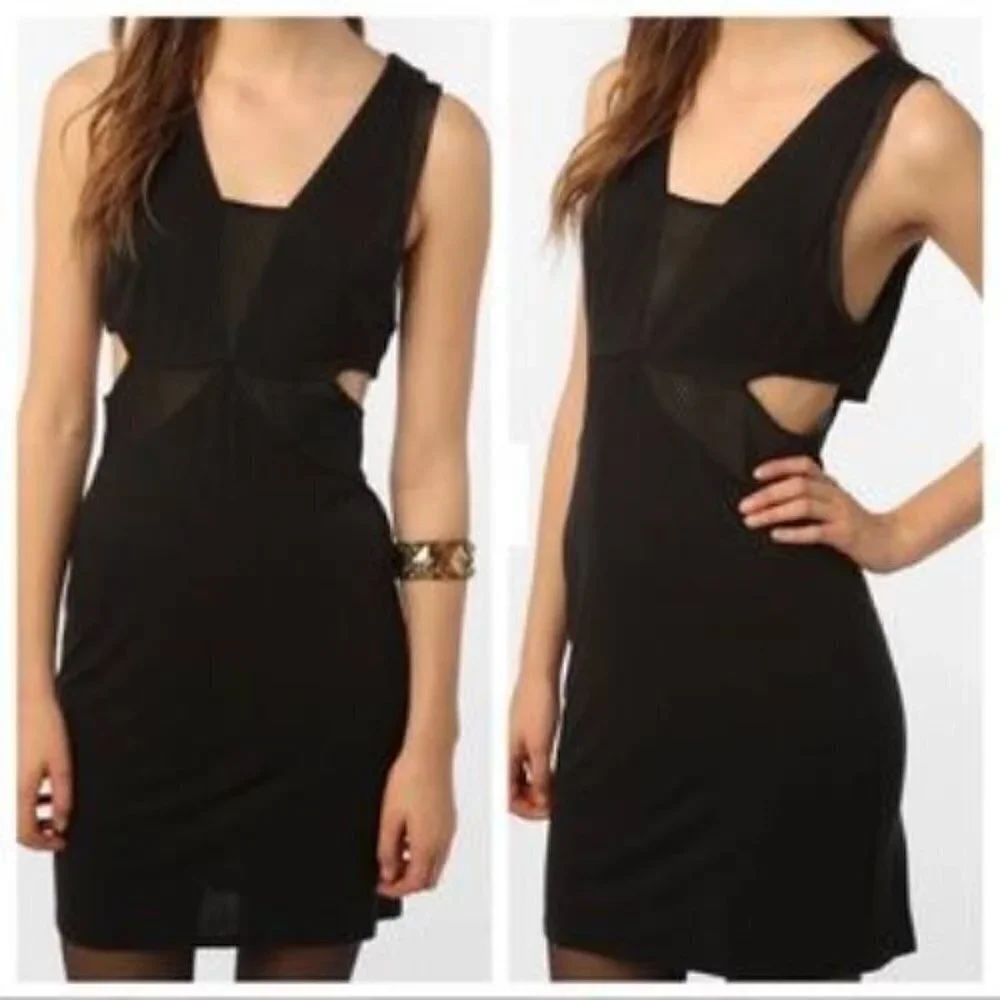 Sparkle & Fade Bodycon V Neck Side Cutout Ponte Peplum Dress Size 6 Women Black